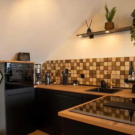 Bergpanorama - Netflix, Wifi, Parkplatz, Mit Bergblick, Naehe Apartment *