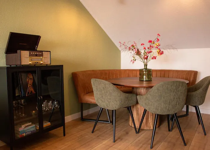 Bergpanorama - Netflix, Wifi, Parkplatz, Mit Bergblick Winterberg