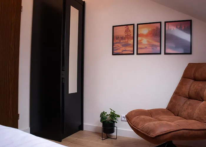 Bergpanorama - Netflix, Wifi, Parkplatz, Mit Bergblick Apartment